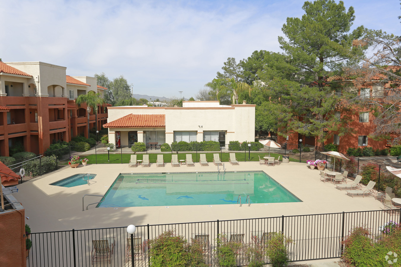 Sandstone Apartments | Apartments in Tucson, AZ